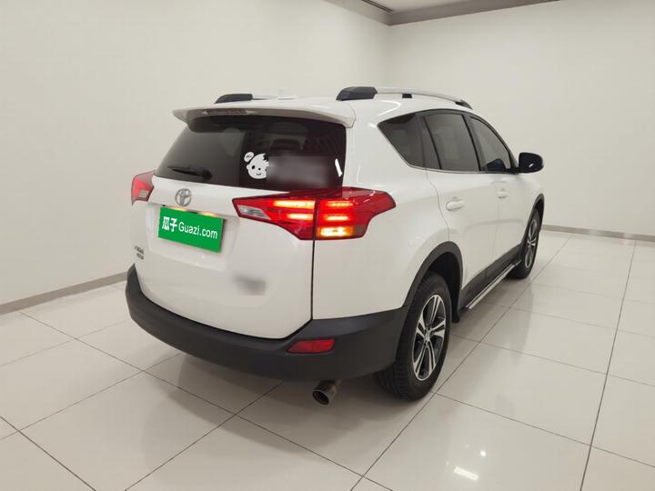 RAV4 2015 2.0L CVT RWD photo 4