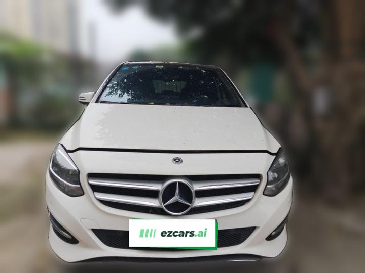 B-Class 2019 B 200 Dynamic photo 2