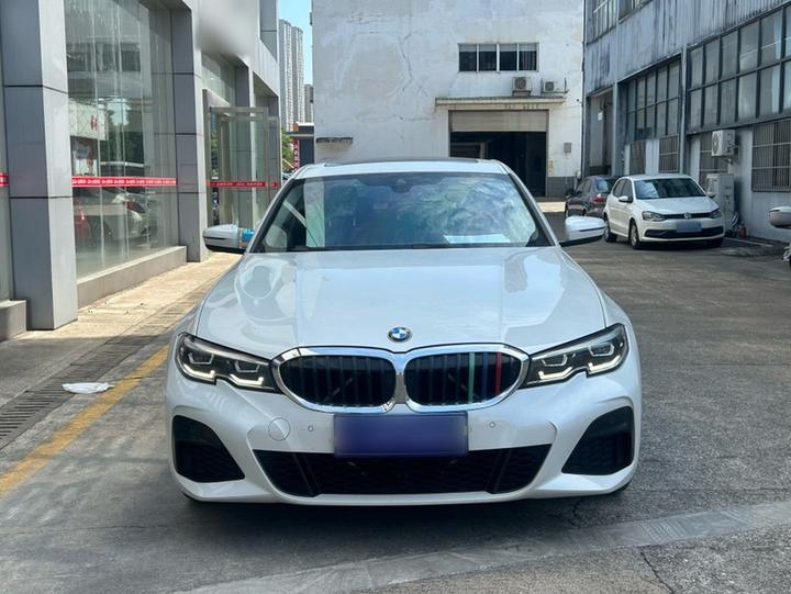 3 Series 2020 Facelift 325Li Launch Edition photo 2