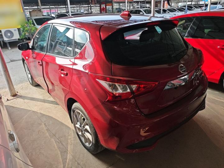 Tiida 2021 1.6L CVT photo 4