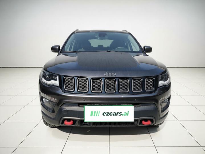 Compass 2017 200TS AT Performance AWD photo 2
