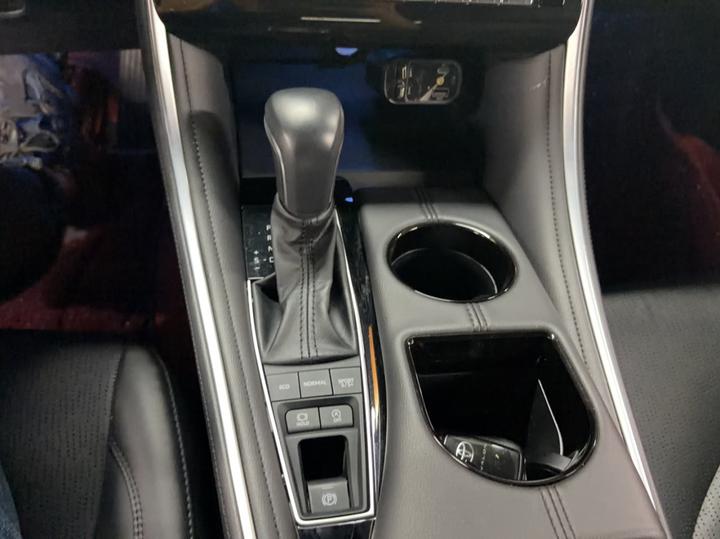 Avalon 2023 2.5L Luxury photo 6