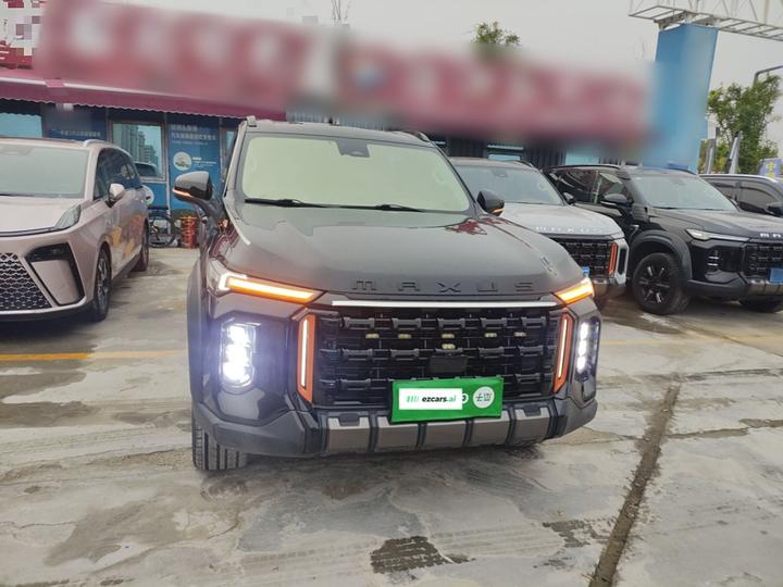 MAXUS 2023 2.0T Flagship 6-Seater photo 2
