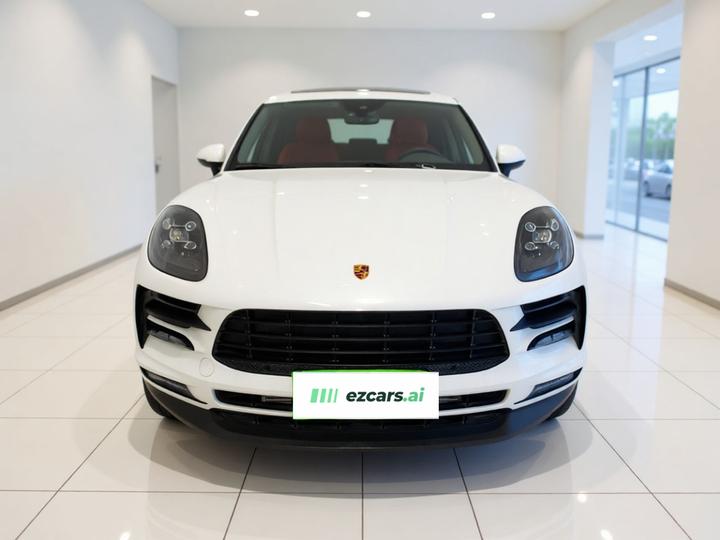 2018 Macan 2.0T photo 2