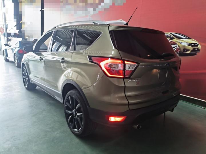 Kuga 2017 EcoBoost 245 AWD Sport photo 4