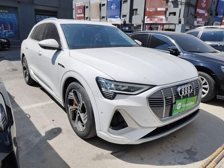 e-tron 2021 50 quattro photo 3