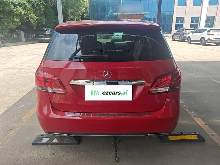 B-Class 2018 B 200 Dynamic photo 3