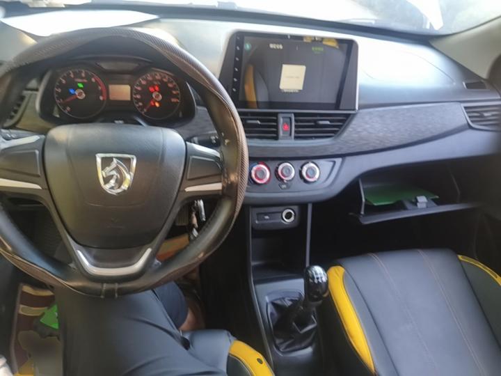 310 2016 1.2L MT Comfort photo 5
