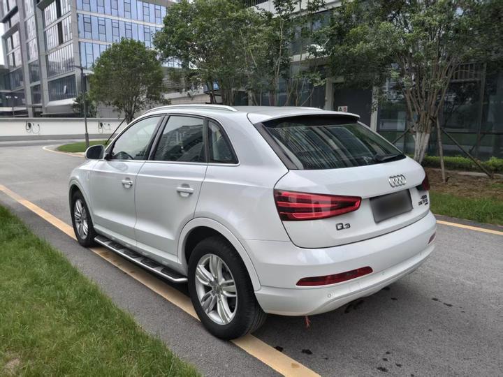 Q3 2015 35 TFSI quattro Tech photo 4