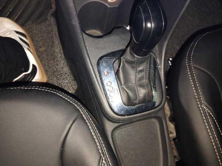 Polo 2013 1.4L AT Comfort photo 6