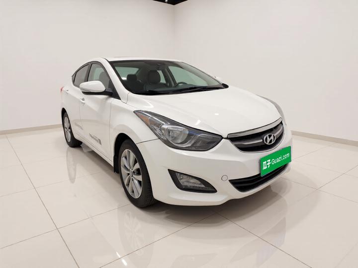 Elantra 2015 1.6L MT Leading photo 3