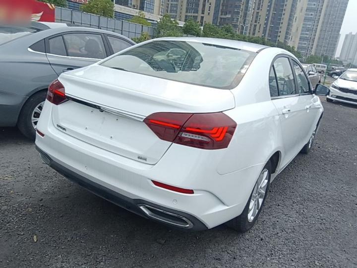 Emgrand 2021 UP 1.5L CVT photo 6