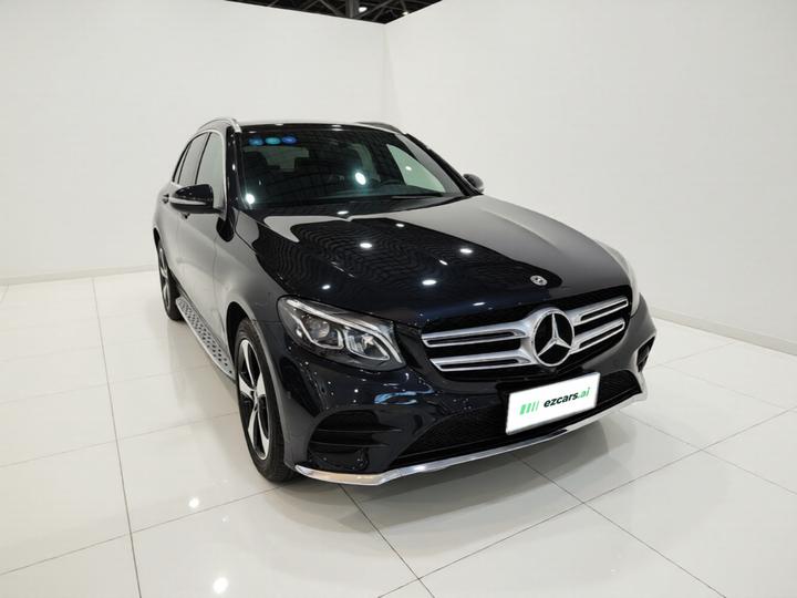 GLC 2018 GLC 260 4MATIC Luxury photo 3