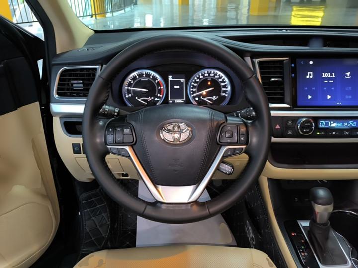Highlander 2021 2.0T AWD Luxury 7-Seater photo 6