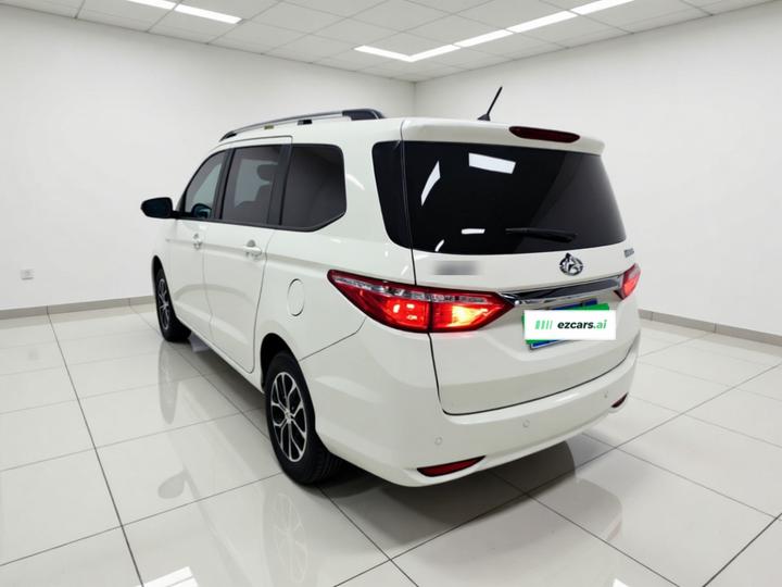 Changan Oshan A600 2016 1.5L MT Luxury 7-Seater photo 4