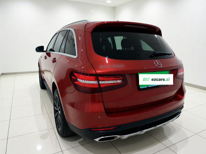 GLC 2019 GLC 200 4MATIC photo 4