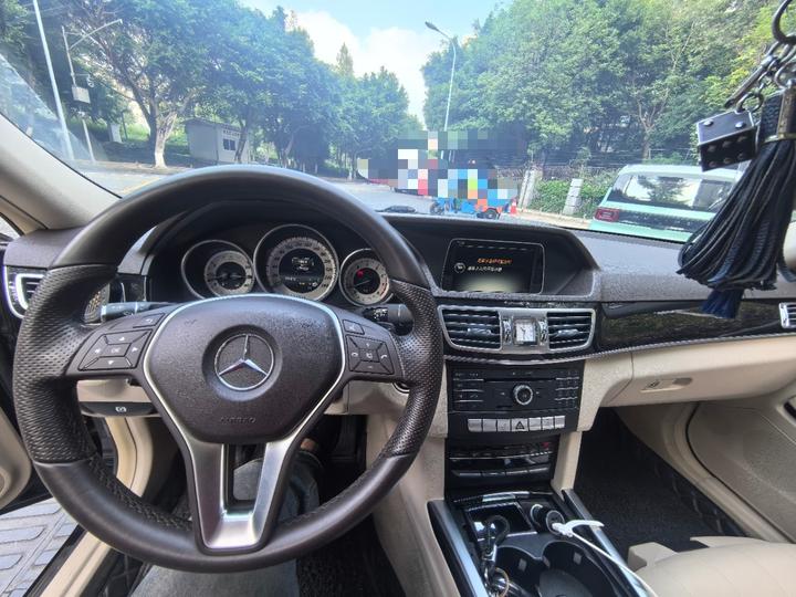 E-Class 2015 Facelift E 200 L Sport photo 8