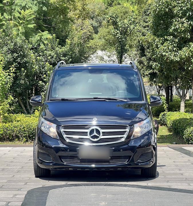 V-Class Parallel Import photo 2