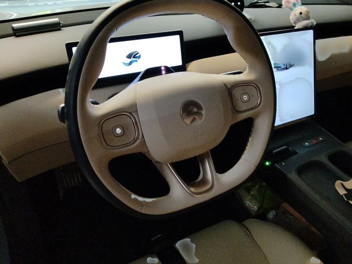 ET5T 2024 75kWh Touring photo 3