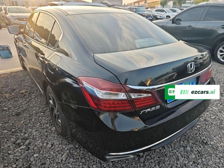 Accord 2016 2.0L Elite photo 4