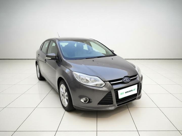 Focus 2012 Sedan 1.6L MT photo 2