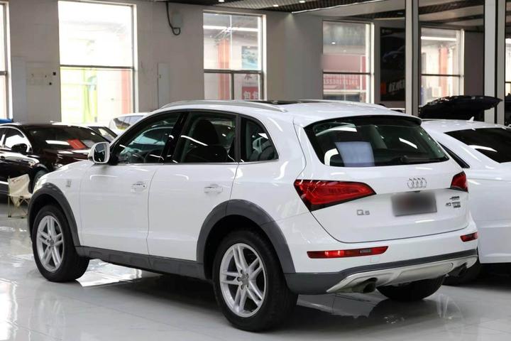 Q5 2017 Plus 40 TFSI Tech photo 6