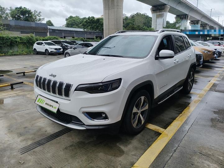 Cherokee 2020 2.0T RWD Leading