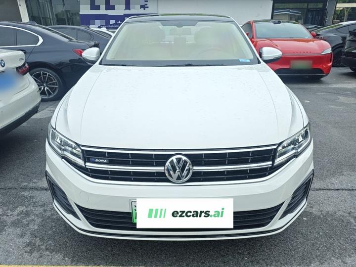 Bora EV 2020 photo 2