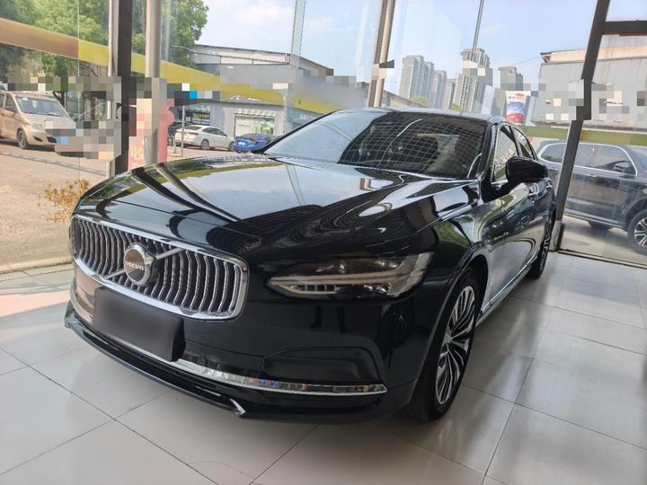 S90 2023 B5 Luxury