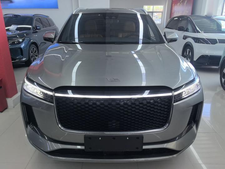 Li Auto ONE 2020 EREV 6-Seater photo 2