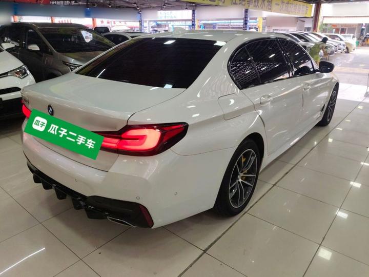 5 Series 2022 Facelift 525Li M Sport Package photo 4