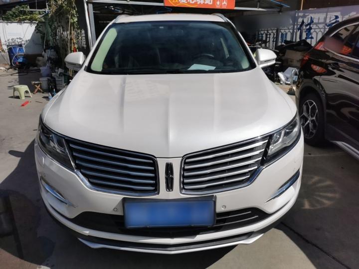 MKC 2014 2.0T AWD photo 2