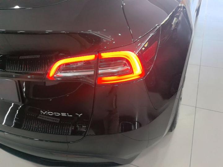 Model Y 2022 Facelift RWD photo 7