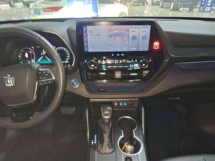 Crown 2022 2.5L HEV AWD Premium photo 8