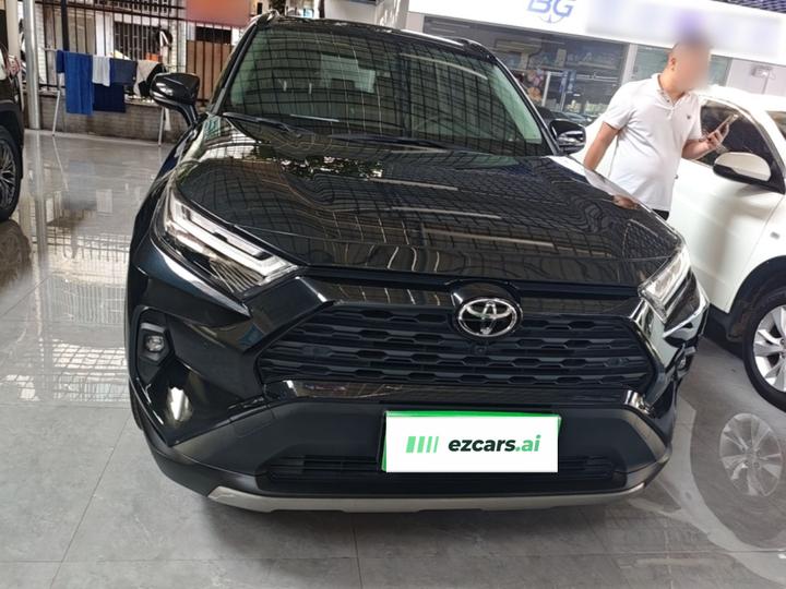 RAV4 2023 2.0L CVT RWD Plus photo 2