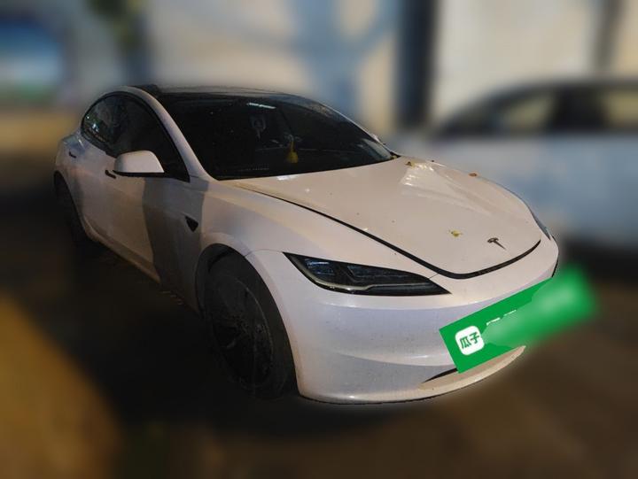 Model 3 2025 RWD photo 3