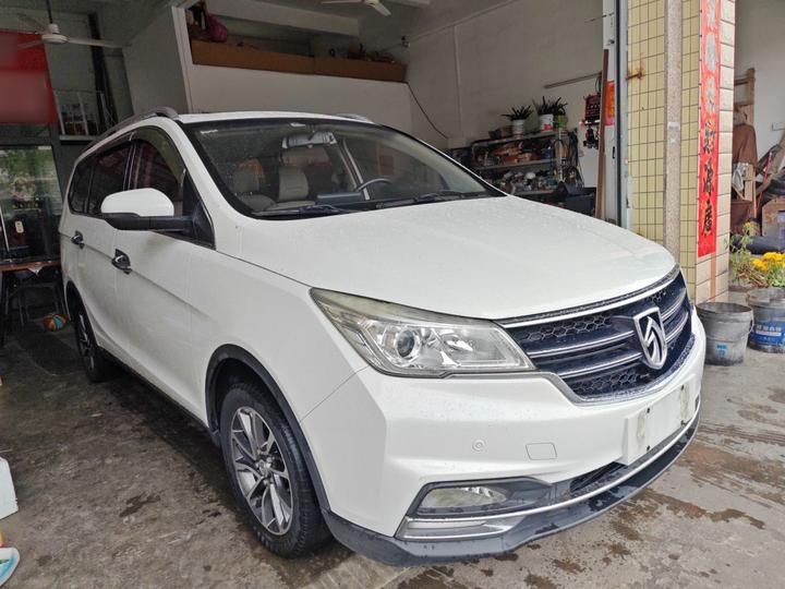 730 2017 1.5T DCT 7-Seater China V photo 3