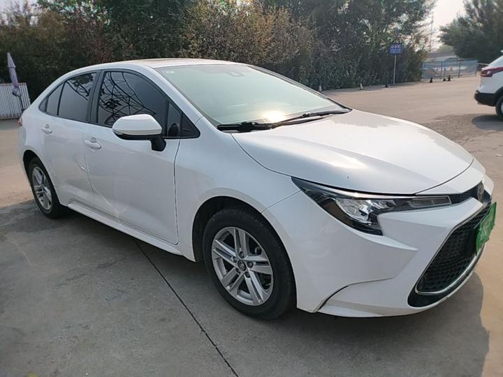 Levin 2022 185T CVT Luxury photo 3