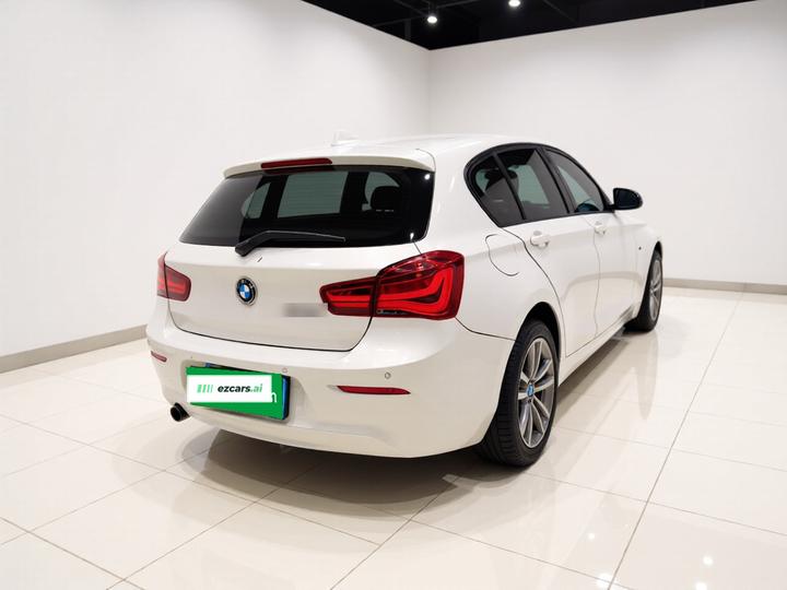 1 Series Imported 2016 118i Leading photo 6