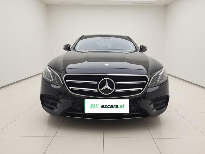 E-Class 2017 Facelift E 300 Sport photo 2