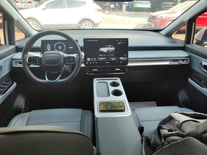 AION Y 2023 Plus 510 photo 5