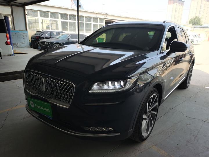 Nautilus 2021 2.7T AWD