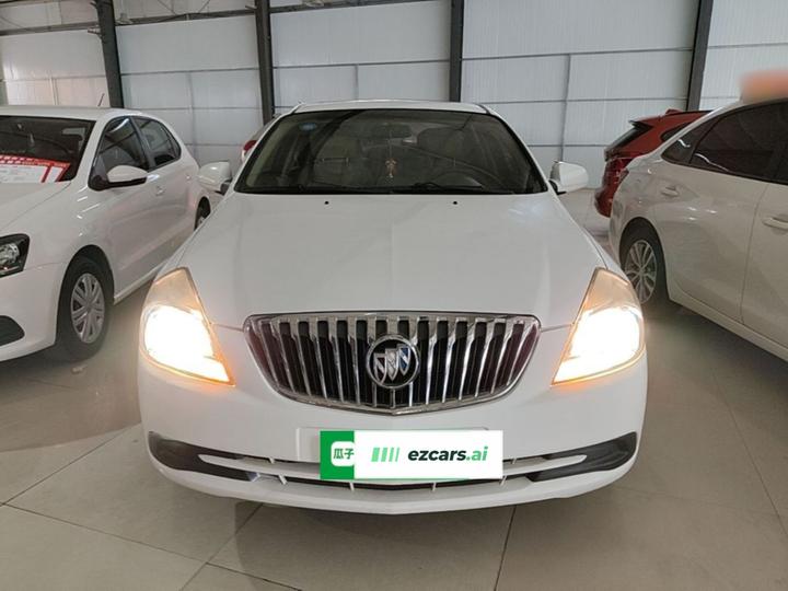 Excelle 2015 1.5L AT Exclusive photo 2