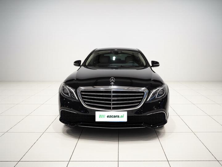 E-Class 2019 E 200 L photo 2