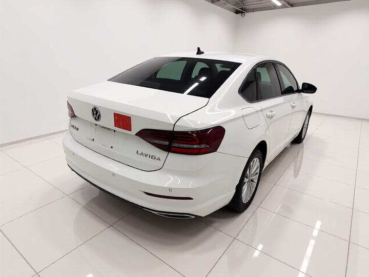 Lavida 2021 1.5L AT Comfort photo 4