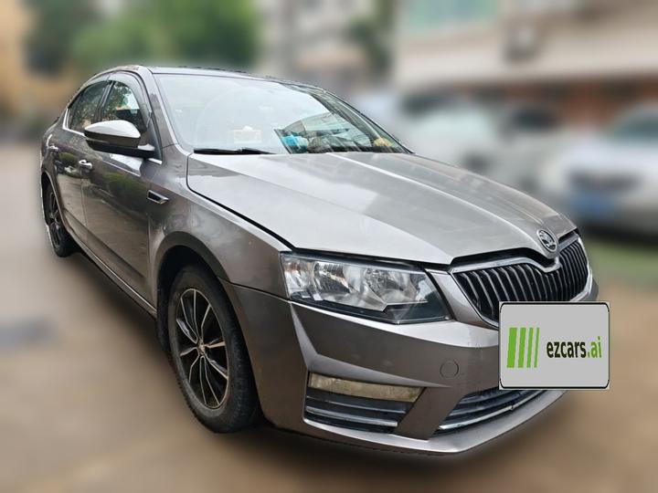 Octavia 2017 1.6L AT photo 3