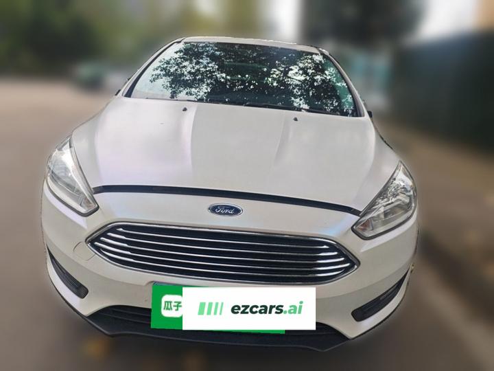 Focus 2020 Hatchback Classic 1.5L AT photo 2