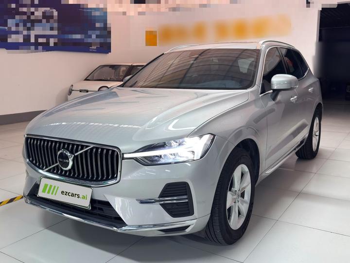 XC60 2022 B5 AWD Luxury