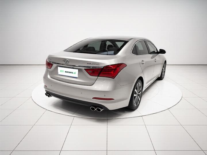 Mistra 2014 1.8L AT Premium DLX photo 6