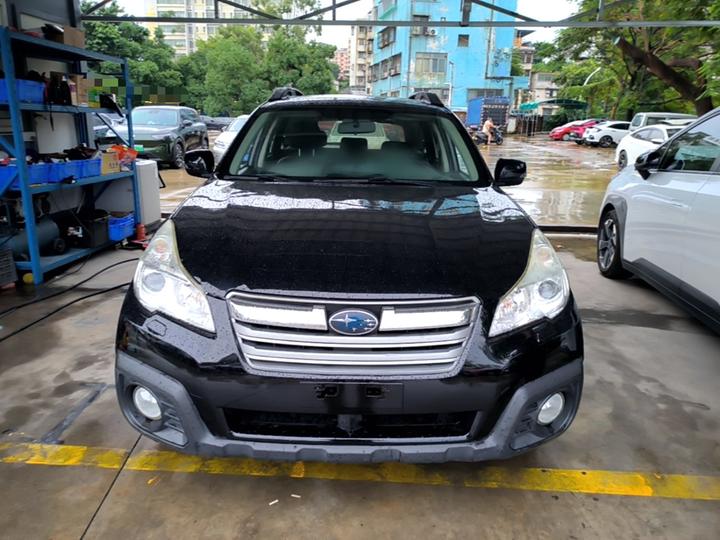 2014 2.5i Elite photo 2